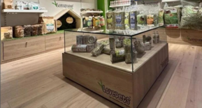 Lovepets, la mejor tienda online en España de nutrición animal implanta Gesio